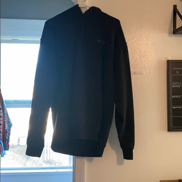 James Charles Sisters Sweatshirt - Picture 1 of 4